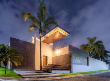 Casa de 3 habitaciones, Puebla · Casa en Venta en Exclusivo Fraccionamiento Residencial en Zona Atlixcáyotl