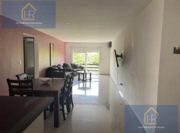 Departamento · 100m² · 2 Recámaras · Departamento en Venta en Condo El Parque, Cerca de Las Americas