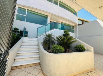 Casa · 500m² · 3 Recámaras · 4 Estacionamientos · Se Vende Casa Moderna E Iluminada en Residencial Lomas Verdes, 6ta. Sección