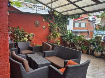 Casa de 3 habitaciones, Naucalpan de Juárez · Muy Buena Ubicación Casa en Paseos del Bosque. ideal Para Quien Necesita Tener Su Oficina en Casa.