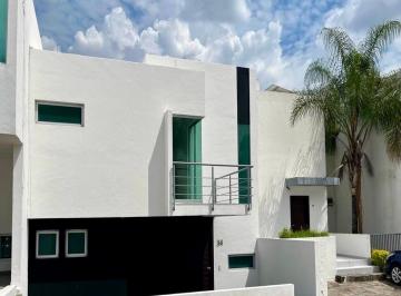 Casa de 4 habitaciones, Tlajomulco de Zúñiga · Casa en Venta Bosques de Santa Anitacoto Real del Bosque