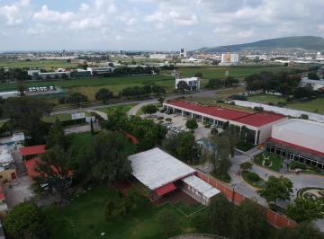 Local comercial · 475m² · 60 Estacionamientos · Local en Renta en Hotel Galería Plaza - (4)