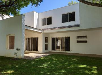 Casa · 378m² · 3 Recámaras · 3 Estacionamientos · Nba Casa en Venta en Equinoccio Residencial en Santiago Nuevo Leon