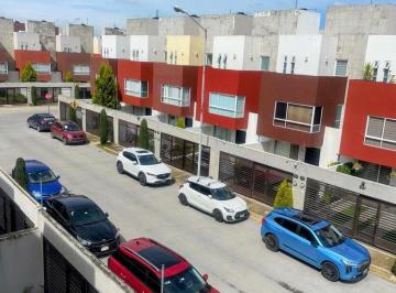 Casa en condominio de 3 habitaciones, Toluca · Se Renta Casa en Toluca Casi Frente Al Parque Toluca 2000