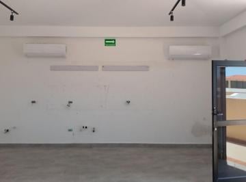 Local en centro comercial , Los Cabos · Se Renta Local Panta Alta 225 m² Para Oficinas o Tienda Frente a Carretera Principal