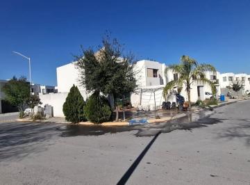 Casa de 3 habitaciones, Apodaca · Paseo de Los Nogales Santa Rosa, Apodaca, Nuevo Leon