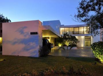 ea143b43d9abfdc1f49c983c9a410ab51ade4f783a4f2efc103062254c1c6a80 · Casa en Venta en Mérida, Privada Club de Golf La Ceiba (Mangos 29)