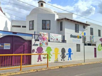 Casa uso de suelo de 4 habitaciones, Querétaro · La Joya, Av El Jacal, Casa Para Uso Comercial o Habitacional