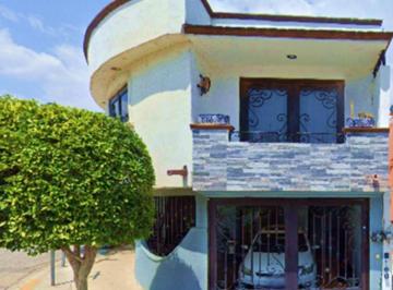 Casa de 2 habitaciones, León · Casa de Recuperacion en Ventañno Creditos