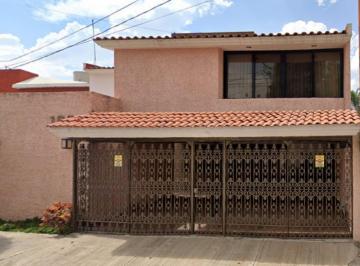 Casa de 4 habitaciones, Aguascalientes · Hermosa Casa en Remate en Sierra de La Canela, Fracc Bosques del Prado Norte, Aguascalientes.