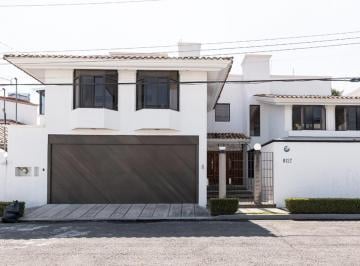 Casa · 400m² · 3 Recámaras · 2 Estacionamientos · Casa en Venta en Campestre El Paraíso
