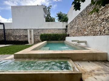 Casa · 184m² · 2 Recámaras · Venta de Casa en El Centro de Merida Barrio de San Sebastian