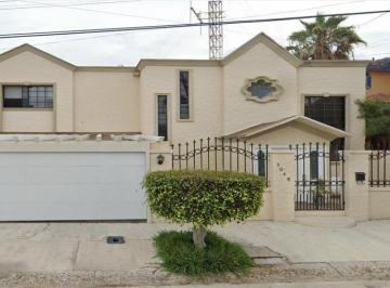 Casa de 4 habitaciones, Tijuana · Hermosa Casa de Recuperación Bancaria Ubicada en Playas de Tijuana Baja California *no Creditos*
