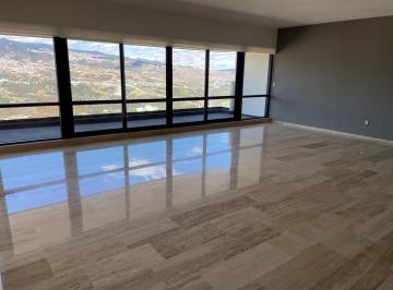 Departamento · 320m² · 3 Recámaras · 3 Estacionamientos · Departamento con Terraza en Manigua Venta y Renta