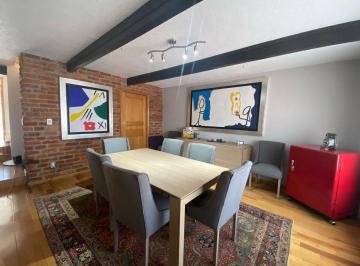 Casa · 380m² · 3 Recámaras · 3 Estacionamientos · Moderna Casa en Venta Real de Las Lomas