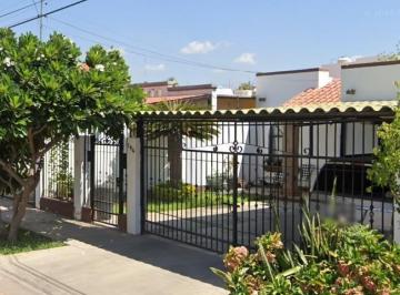Casa en Venta de 2 habitaciones Fraccionamiento Cuauhtémoc · Hermosa Casa de Recuperación Bancaria Ubicada en Los Mochis Sinaloa *no Créditos*