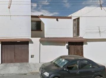 Casa de 4 habitaciones, Saltillo · Hermosa Casa de Recuperación Bancaria en Venta en El Olmo, Saltillo, Coahuila.