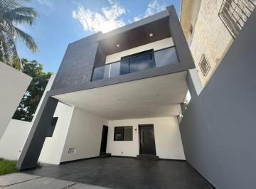 Casa · 205m² · 3 Recámaras · 4 Estacionamientos · Casa en Venta en Unidad Nacional, Cd. Madero Tamaulipas