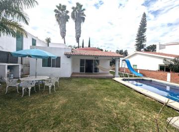 Casa de 3 habitaciones, Atlatlahucan · Casa en Venta o Renta en Lomas de Cocoyoc