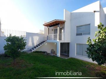 Casa de 3 habitaciones, Huimilpan · Casa en Venta. Cumbres del Cimatario.