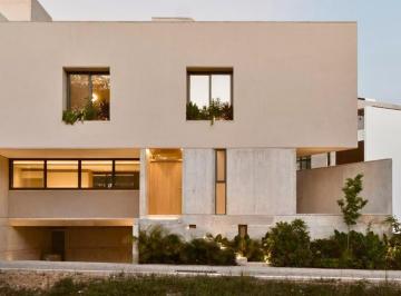 Casa · 410m² · 4 Recámaras · Casa en Laguna 1 en Venta