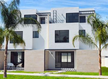 Casa en condominio de 3 habitaciones, Xochitepec · Casa en Venta con Alberca 3 Recamaras Al Sur de Cuernavaca Morelos