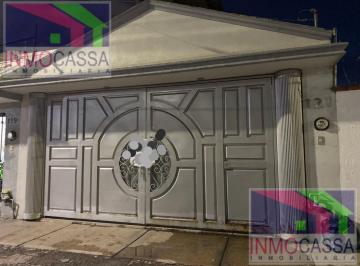 Casa · 188m² · 3 Recámaras · 2 Estacionamientos · Casa - Fraccionamiento La Alameda