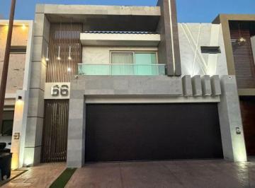 Casa · 291m² · 3 Recámaras · 2 Estacionamientos · Casa en Venta en Portalegre Vll