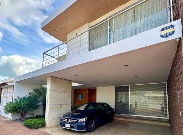 e3a4cec99b6faa8d417d81164c15562ec7b52788d3f1462967e0100a6af920cf · Casa en Venta en Bosques del Prado Oriente