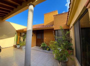 Casa · 190m² · 3 Recámaras · 3 Estacionamientos · Casa - Fraccionamiento Jardines de La Concepcíon