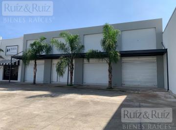 Local comercial · 80m² · Local Blvd. San Juan Bosco, Col. Cañada del Refigio.
