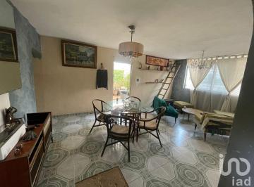 Casa · 260m² · 5 Recámaras · 2 Estacionamientos · Casa en Venta, Ideal Para Remodelar, Sodzil, Merida