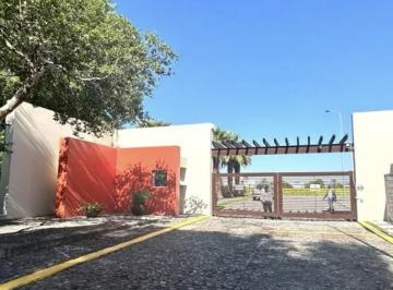 Terreno / Lote · 920m² · Lotes en Venta en El Fraccionamiento El Fresno