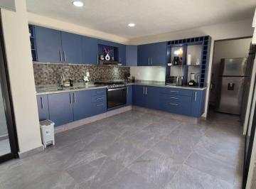 Casa de 3 habitaciones, El Marqués · Renta Casa Amueblada Zakia