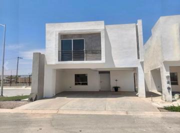 Casa · 151m² · 3 Recámaras · 2 Estacionamientos · Casa - Fraccionamiento Residencial Senderos