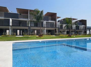 Casa de 3 habitaciones, Xochitepec · Casa en Venta con Alberca en Club de Golf Santa Fe Al Su R de Cuernavaca Morelos