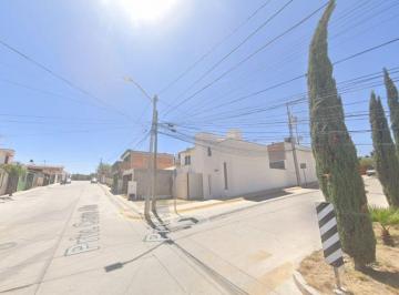 Casa de 2 habitaciones, Aguascalientes · Casa en Priv. Cerro Alto 123, Cerro Alto, Ags Jfe