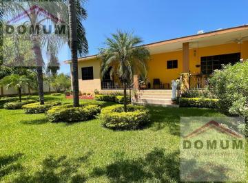 Casa · 511m² · 4 Recámaras · 6 Estacionamientos · Venta Hermosa Casa en Fracc Condado de Asturias Santiago N. L.