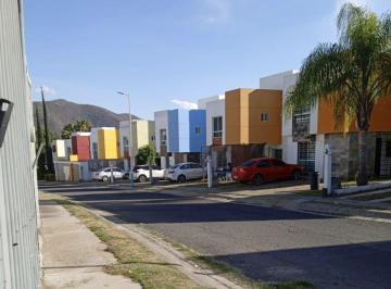Casa de 3 habitaciones, Tlajomulco de Zúñiga · Casa en Venta en Banus Residencial, Tlajomulco Jalisco Clp