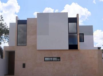 Casa de 3 habitaciones, Mérida · Casa en Privada Residencial con Amenidades– Cholul, Norte de Mérida