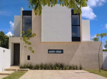 Casa de 3 habitaciones, Mérida · Casa en Privada Residencial – Cholul, Norte de Mérida