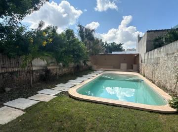 Casa · 275m² · 3 Recámaras · 1 Estacionamiento · Venta de Casa en Centro Mérida Yucatán