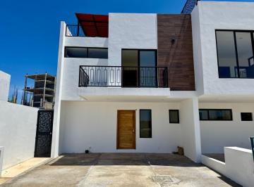 Casa en condominio de 3 habitaciones, Mazatlán · Casa en Pacífico Hills con 3 Recámaras Nueva