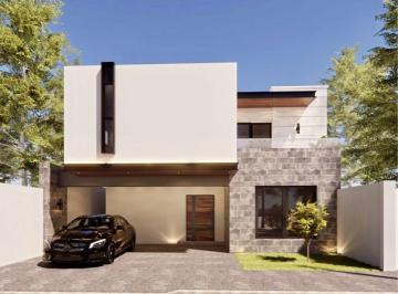 Casa de 4 habitaciones, Saltillo · Casa en Venta en Fraccionamiento La Escondida