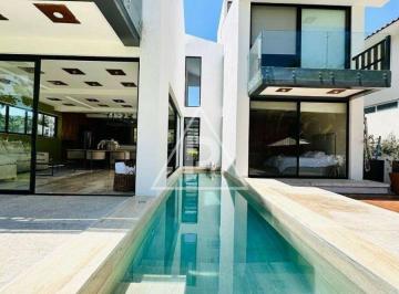 Casa de 4 habitaciones, Emiliano Zapata · Moderna Casa en Venta de 490 m² con 4 Recámaras Enel Club de Golf de Paraíso Country Club
