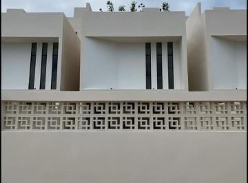 Casa · 136m² · 2 Recámaras · 1 Estacionamiento · Venta de Casa en Chuburná Puerto Progreso Yucatán