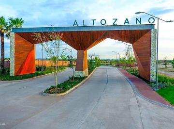 Terreno / Lote · 326m² · Terreno en Altozano Juárez (Esquina)