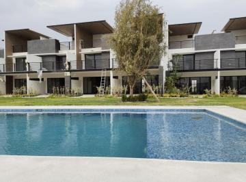 Casa en condominio de 3 habitaciones, Xochitepec · Casa en Venta con 3 Recámaras en Venta Club de Golf Santa Fe Xochitepec, Morelos