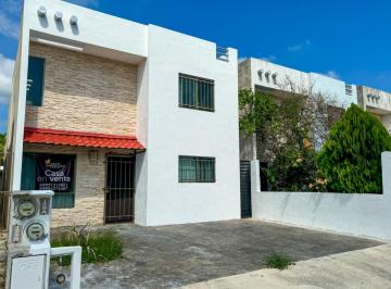 Casa de 4 habitaciones, Mérida · Fracc Las Américas Casa en Venta de 4 Habitaciones Cerca Av