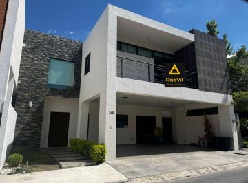 Casa de 3 habitaciones, Santiago · Casa en Venta Los Nogales